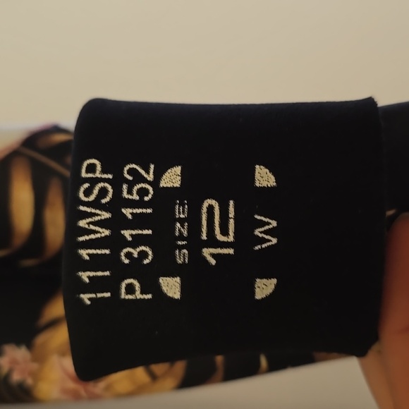 Rip Curl Springsuit - Picture 3 of 6